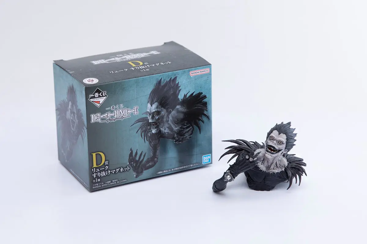 D賞『リュークすり抜けマグネット』